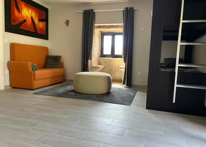 Cantinho Sto Amaro *